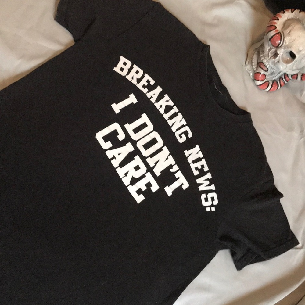 Breaking News IDC Graphic Tee
